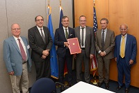 5b Pitt-France agreement